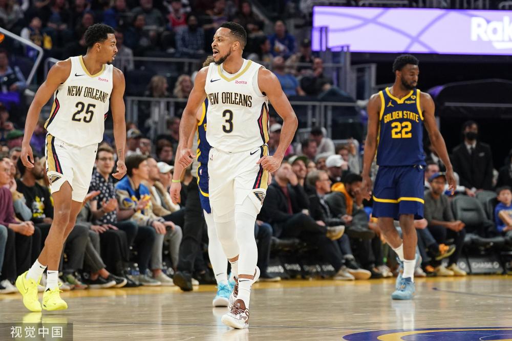 他们在奔驰 他们在奔驰