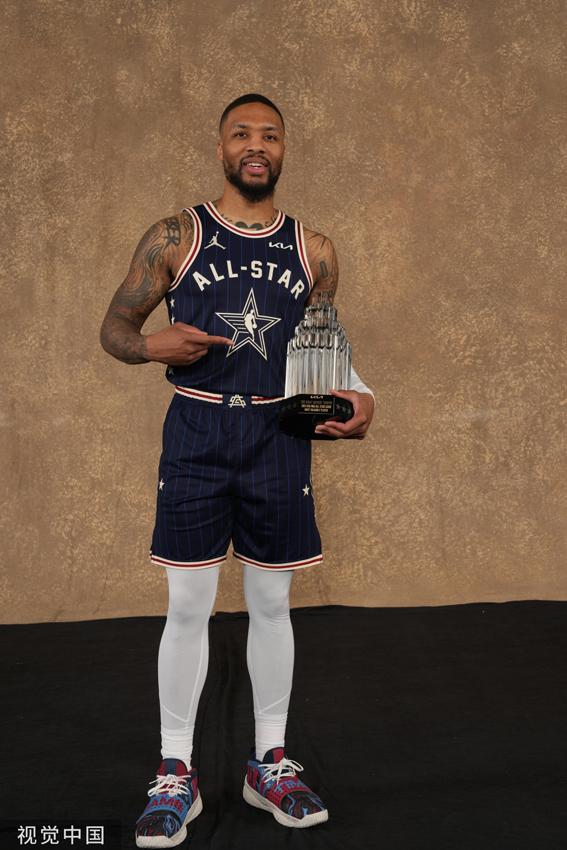 境中展现出 境中展现出