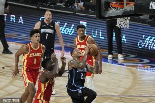 他在比赛中 他在比赛中